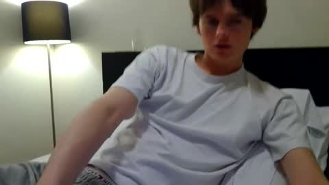 Snapshot of sensualalien chatting on 14, 1, 2026 Cam online show from 14, 1, 2026