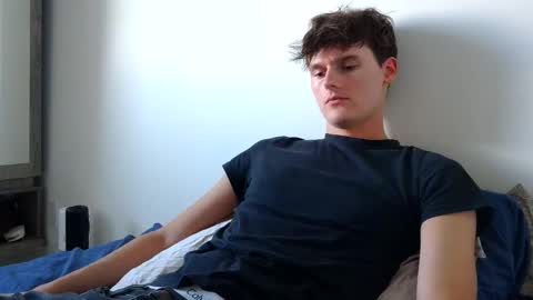 Snapshot of sensualalien chatting on 16, 4, 2026 Cam online show from 16, 4, 2026