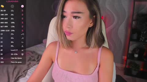 Snapshot of sensualily chatting on 24, 5, 2026 Kiki online show from 24, 5, 2026