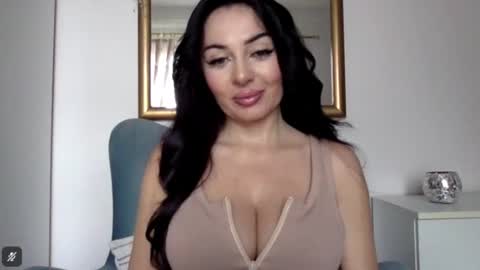 sensuallstella online show from 28, 11, 2025