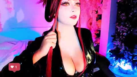 Snapshot of seraphine23_ chatting on 14, 12, 2025 seraphine online show from 14, 12, 2025