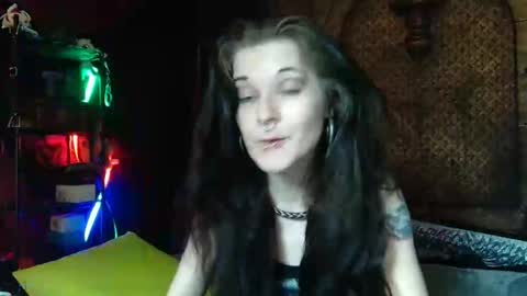 Snapshot of seraphinmunster chatting on 15, 4, 2026 Seraphin Munster online show from 15, 4, 2026
