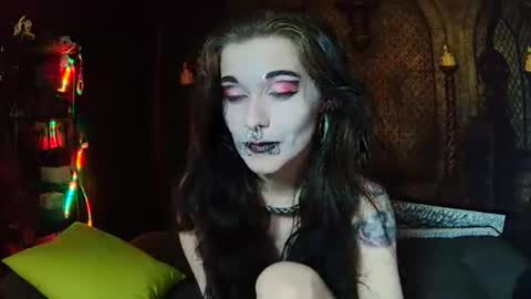 Snapshot of seraphinmunster chatting on 16, 4, 2026 Seraphin Munster online show from 16, 4, 2026