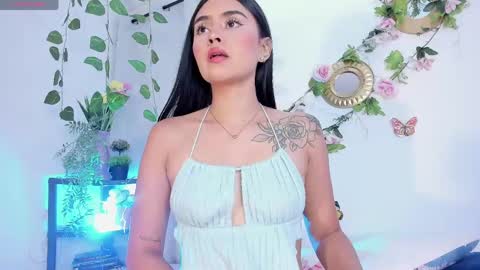 Snapshot of serena_jeyns chatting on 26, 4, 2026 SERE online show from 26, 4, 2026