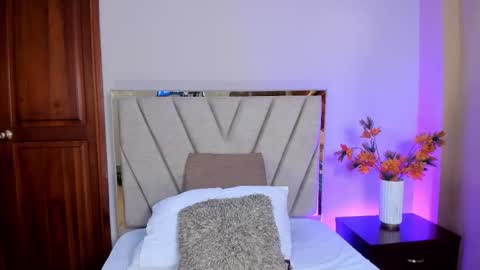 serenaaveline online show from 24, 11, 2025