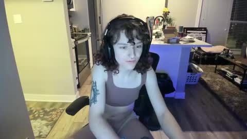 Snapshot of serenabastille chatting on 26, 4, 2026 serenabastille online show from 26, 4, 2026