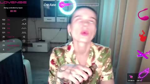 Snapshot of serenamilss chatting on 17, 2, 2025 serenamilss online show from 17, 2, 2025