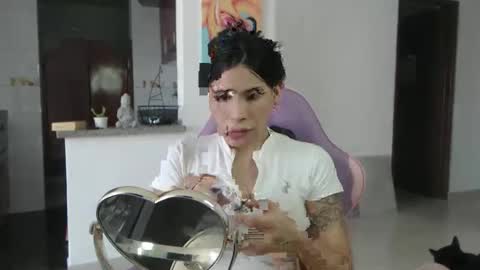 Snapshot of serenaroussee chatting on 14, 5, 2026 sararoussee online show from 14, 5, 2026