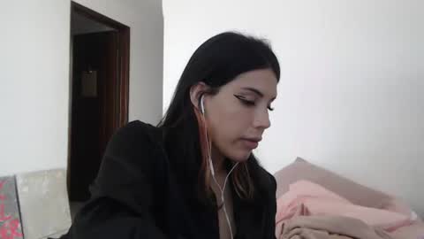 Snapshot of serenaroussee chatting on 17, 7, 2026 sararoussee online show from 17, 7, 2026