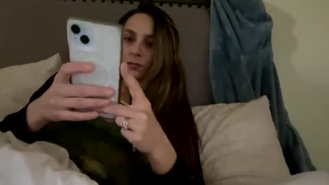 Snapshot of serenityroseee chatting on 18, 4, 2026 serenityroseee online show from 18, 4, 2026