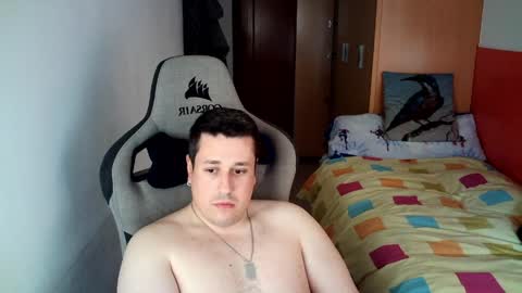 Snapshot of sergio95n chatting on 4, 4, 2026 Pollos online show from 4, 4, 2026