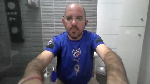 Snapshot of sergioruzafa80 chatting on 17, 12, 2024 Sergio Russafa online show from 17, 12, 2024