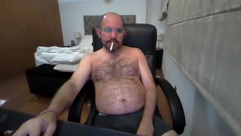 Snapshot of sergioruzafa80 chatting on 18, 1, 2025 Sergio Russafa online show from 18, 1, 2025