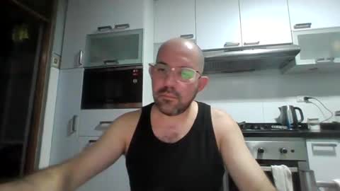 Snapshot of sergioruzafa80 chatting on 11, 2, 2025 Sergio Russafa online show from 11, 2, 2025