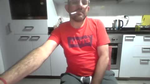 Snapshot of sergioruzafa80 chatting on 9, 10, 2025 Sergio Russafa online show from 9, 10, 2025