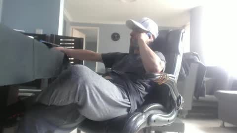 hetero serio discreto online show from 14, 2, 2025