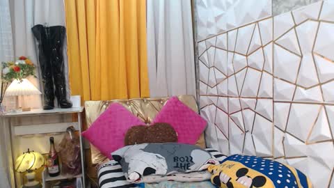 Snapshot of service_me711 chatting on 9, 10, 2025 call me MILES online show from 9, 10, 2025