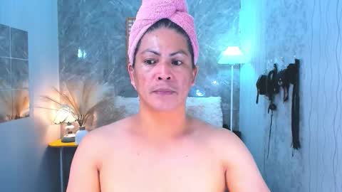 Snapshot of service_me711 chatting on 15, 12, 2025 call me MILES online show from 15, 12, 2025