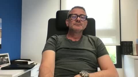Snapshot of sesamechris92 chatting on 18, 5, 2026 sesamechris92 online show from 18, 5, 2026