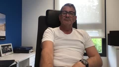 Snapshot of sesamechris92 chatting on 3, 6, 2026 sesamechris92 online show from 3, 6, 2026