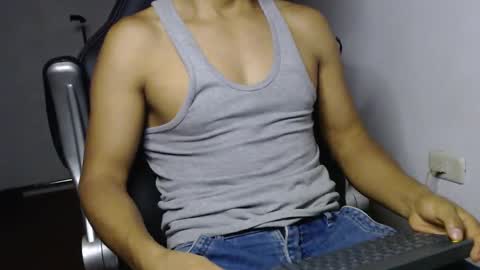 Snapshot of sexatlexx chatting on 19, 1, 2025 arnold online show from 19, 1, 2025