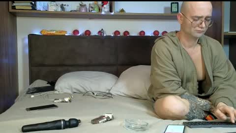 Snapshot of sexbogove36 chatting on 8, 4, 2026 JackAdelaide online show from 8, 4, 2026