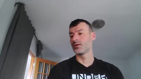 Snapshot of sexbrute chatting on 25, 9, 2025 sexbrute online show from 25, 9, 2025