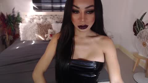 Snapshot of sexenchantresstgirl chatting on 27, 1, 2025 Mistress Maria online show from 27, 1, 2025