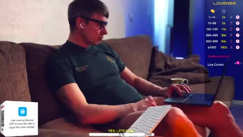 Snapshot of sexespresso chatting on 19, 4, 2026 Thank you for Birthday Wishes online show from 19, 4, 2026