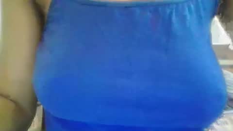 Snapshot of sexicaramel_ chatting on 11, 2, 2026 sexicaramel_ online show from 11, 2, 2026
