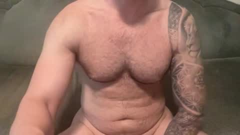 Snapshot of sexologistbull chatting on 8, 5, 2026 SexologistBull online show from 8, 5, 2026
