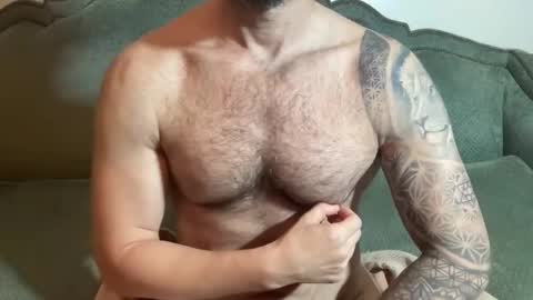 Snapshot of sexologistbull chatting on 9, 6, 2026 SexologistBull online show from 9, 6, 2026