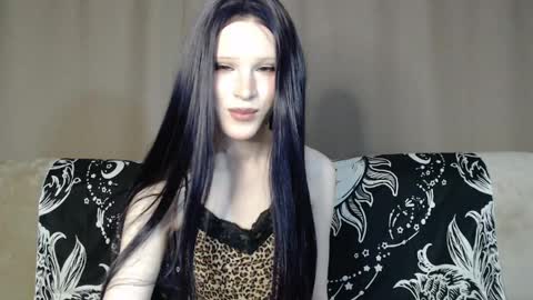 Snapshot of sexpired_princess chatting on 26, 4, 2026 Nextdoor Princess online show from 26, 4, 2026
