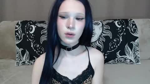 Snapshot of sexpired_princess chatting on 8, 6, 2026 Nextdoor Princess online show from 8, 6, 2026