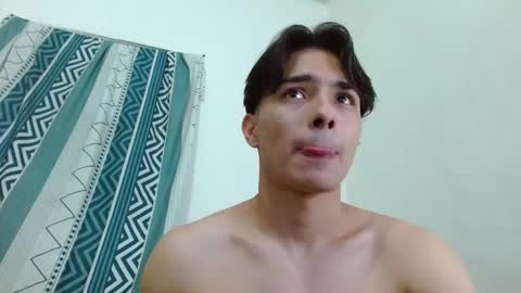 Snapshot of sexx_trip chatting on 17, 12, 2024 Axel online show from 17, 12, 2024