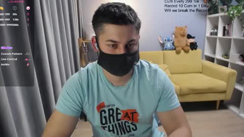 Snapshot of sexxxdickbig chatting on 18, 4, 2026 Tommy online show from 18, 4, 2026