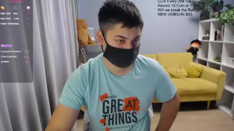 Snapshot of sexxxdickbig chatting on 26, 4, 2026 Tommy online show from 26, 4, 2026