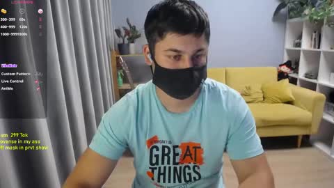 Snapshot of sexxxdickbig chatting on 27, 5, 2026 Tommy online show from 27, 5, 2026