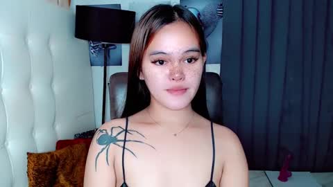 sexxxy_caroline online show from 18, 1, 2025