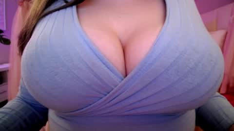 Snapshot of sexxxyprincess chatting on 3, 4, 2026 Princess online show from 3, 4, 2026