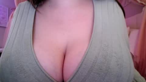 Snapshot of sexxxyprincess chatting on 6, 4, 2026 Princess online show from 6, 4, 2026