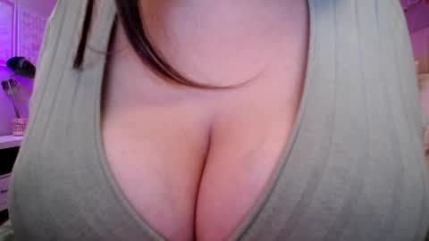 Snapshot of sexxxyprincess chatting on 17, 4, 2026 Princess online show from 17, 4, 2026