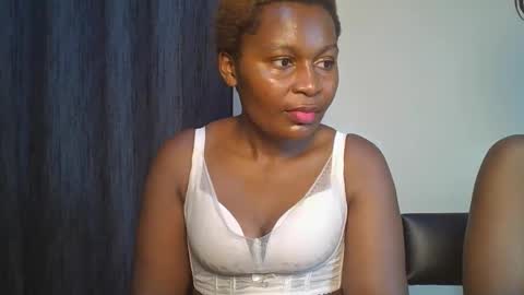 sexxy_amira online show from 26, 11, 2025