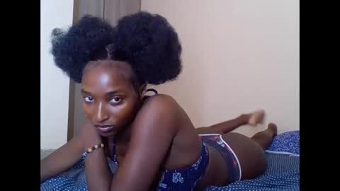 Snapshot of sexxy_liney chatting on 24, 2, 2025 sexxy_liney online show from 24, 2, 2025