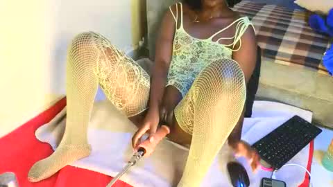 Snapshot of sexxy_mariana chatting on 12, 1, 2026 sexxy mariana online show from 12, 1, 2026