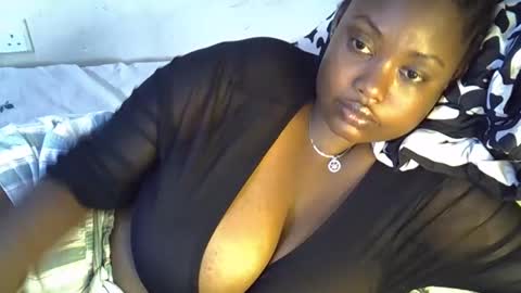Snapshot of sexxy_mish chatting on 18, 10, 2025 sexxy_mish online show from 18, 10, 2025