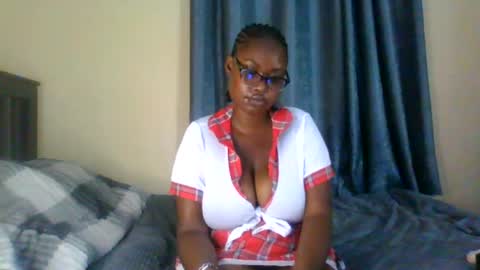 Snapshot of sexxy_mish chatting on 2, 7, 2026 sexxy_mish online show from 2, 7, 2026