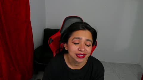 Snapshot of sexxyhot23 chatting on 5, 2, 2025 LINDA online show from 5, 2, 2025