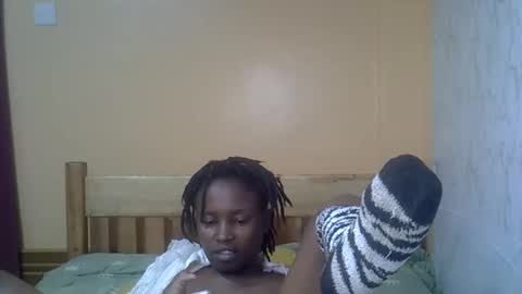 Snapshot of sexxyjey_ chatting on 21, 10, 2025 sexxyjey_ online show from 21, 10, 2025