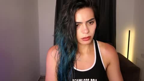 Snapshot of sexxylady__ chatting on 23, 4, 2026 Angie online show from 23, 4, 2026